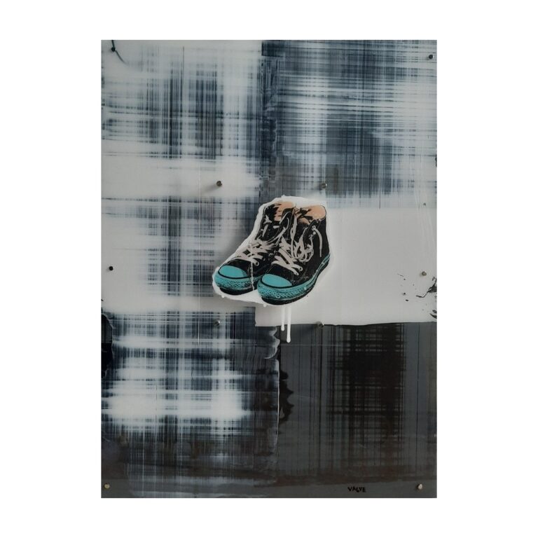 Karl Valve, "Sneaker nostalgia", akryl och mixed media på plexi, 100x70 cm